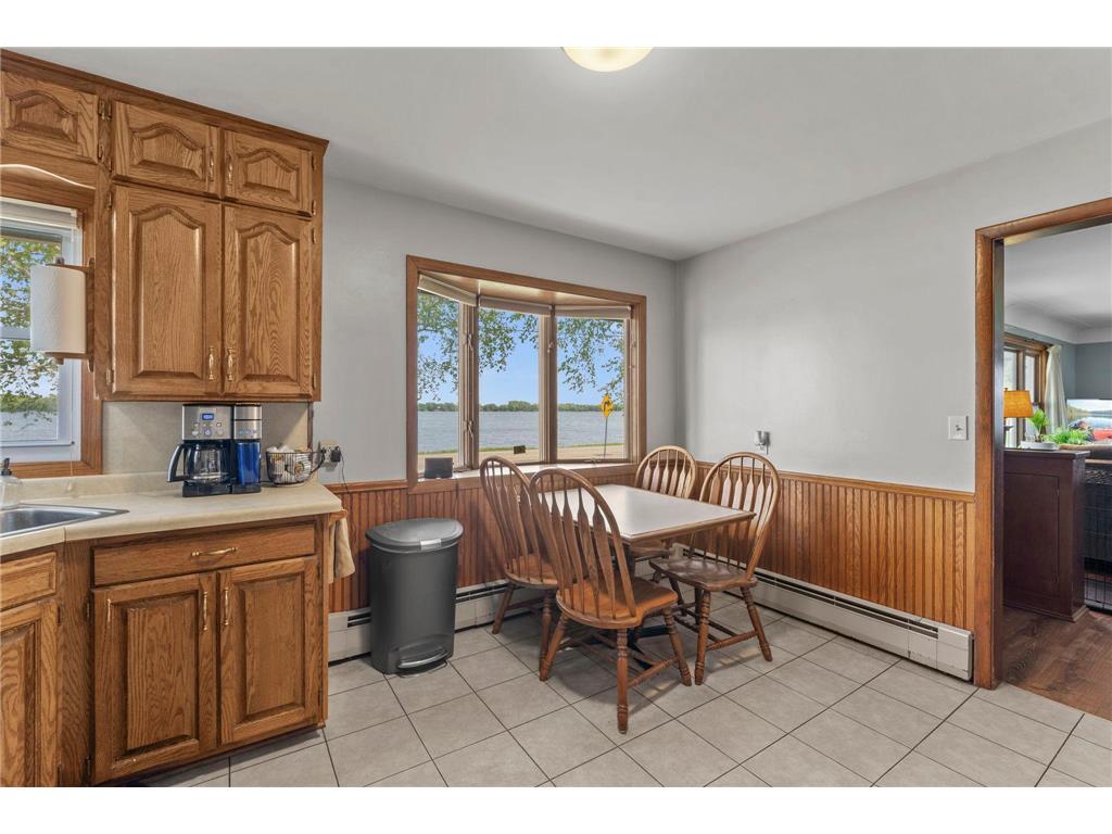5751 County Road 6 SW Howard Lake MN 55349 - Howard 7079407 image19
