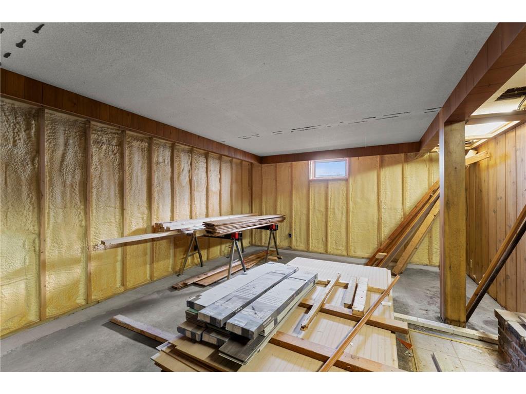5751 County Road 6 SW Howard Lake MN 55349 - Howard 7079407 image35