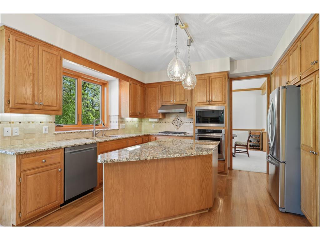 5754 Pond Drive Shoreview MN 55126 7062146 image14
