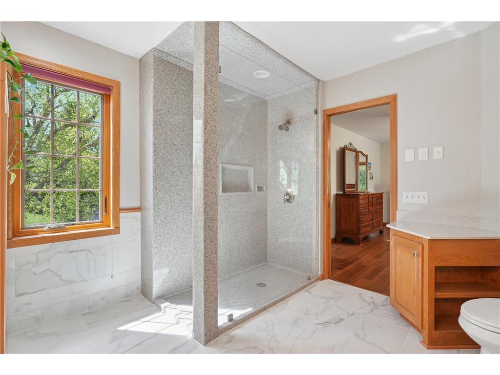 5754 Pond Drive Shoreview MN 55126 7062146 image27