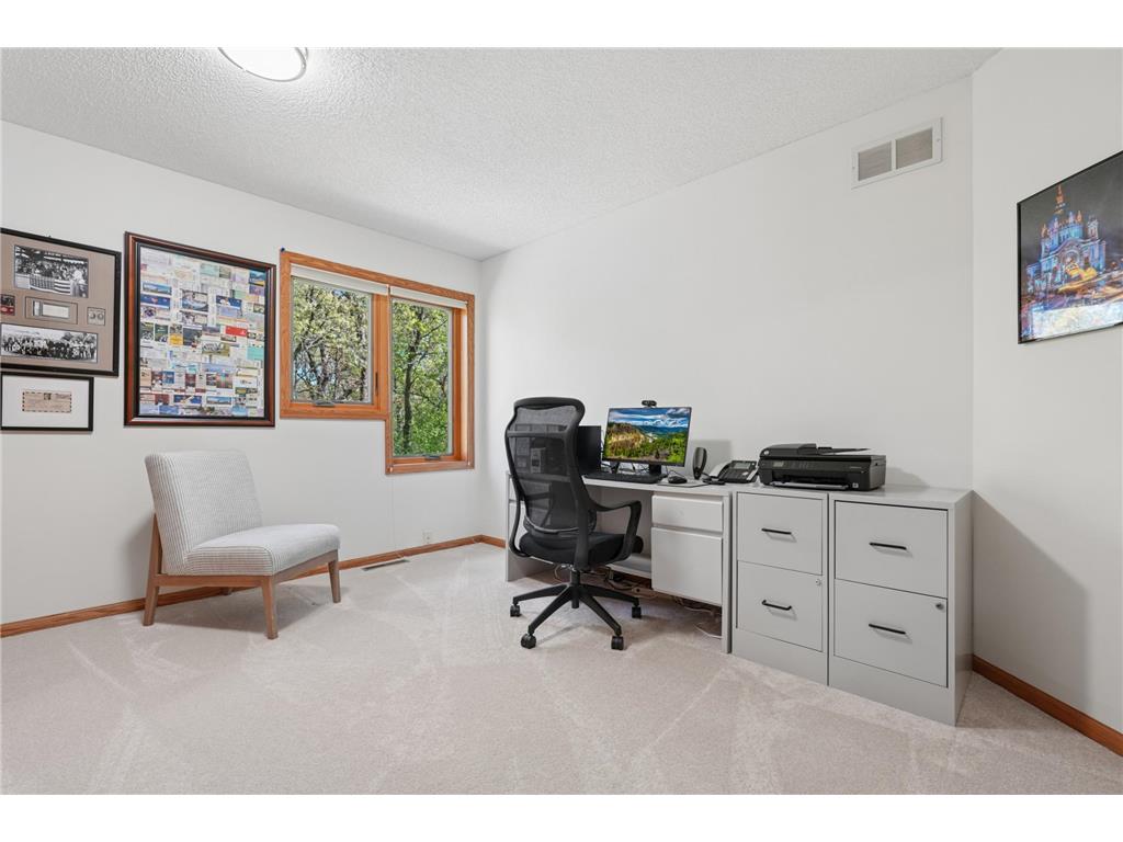 5754 Pond Drive Shoreview MN 55126 7062146 image33