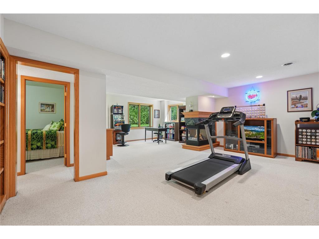 5754 Pond Drive Shoreview MN 55126 7062146 image34