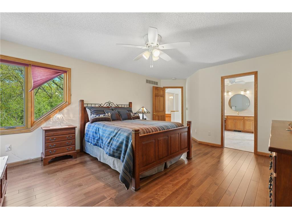 5754 Pond Drive Shoreview MN 55126 7062146 image7