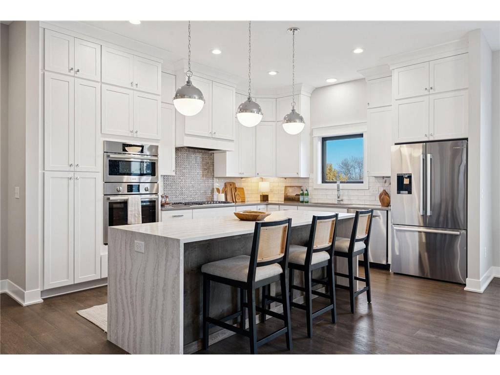 5754 Shady Oak Road S #1 Minnetonka MN 55343 7000446 image1