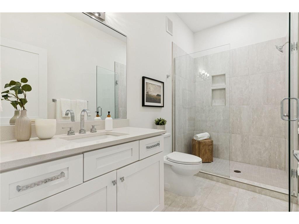 5754 Shady Oak Road S #1 Minnetonka MN 55343 7000446 image33