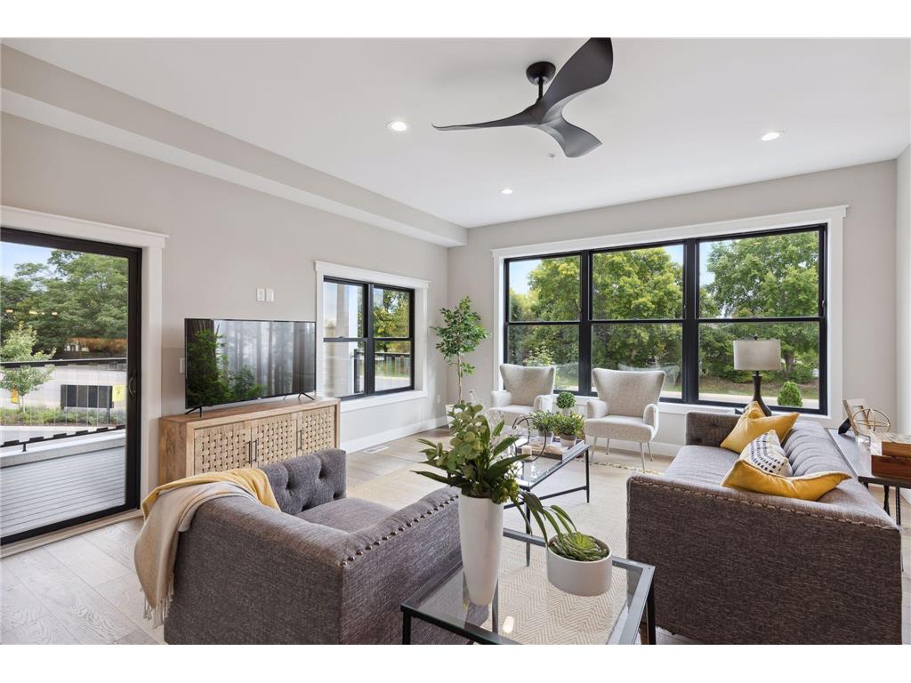 5754 Shady Oak Road S 2, MN, 55343 MLS 6517856 Edina