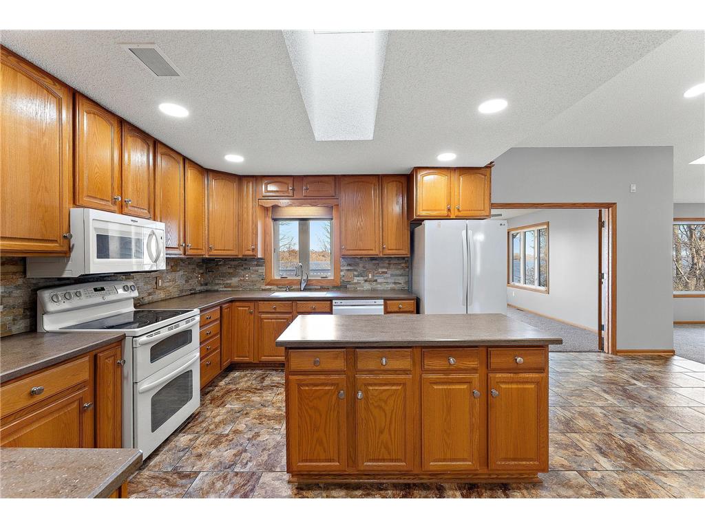 5755 232nd Street W Faribault MN 55021 - Cannon 6818297 image17