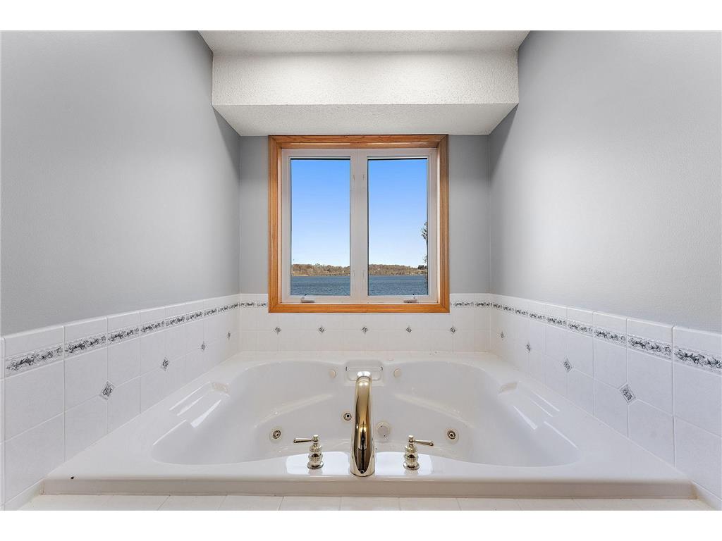 5755 232nd Street W Faribault MN 55021 - Cannon 6818297 image34