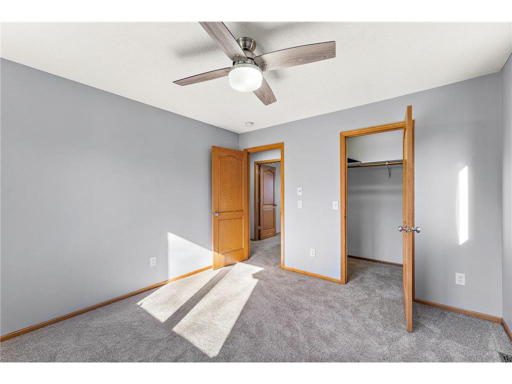 5755 232nd Street W Faribault MN 55021 - Cannon 6818297 image37