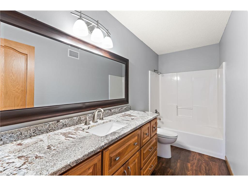 5755 232nd Street W Faribault MN 55021 - Cannon 6818297 image39