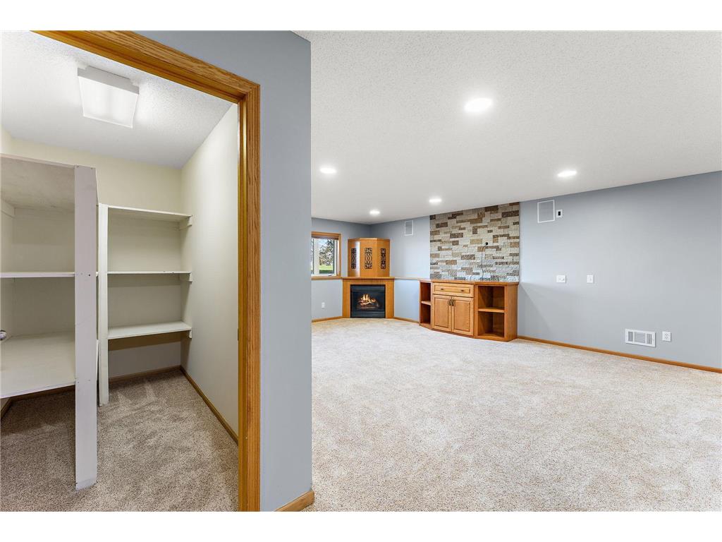 5755 232nd Street W Faribault MN 55021 - Cannon 6818297 image45