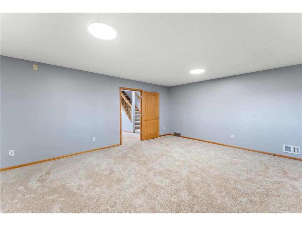 5755 232nd Street W Faribault MN 55021 - Cannon 6818297 image49