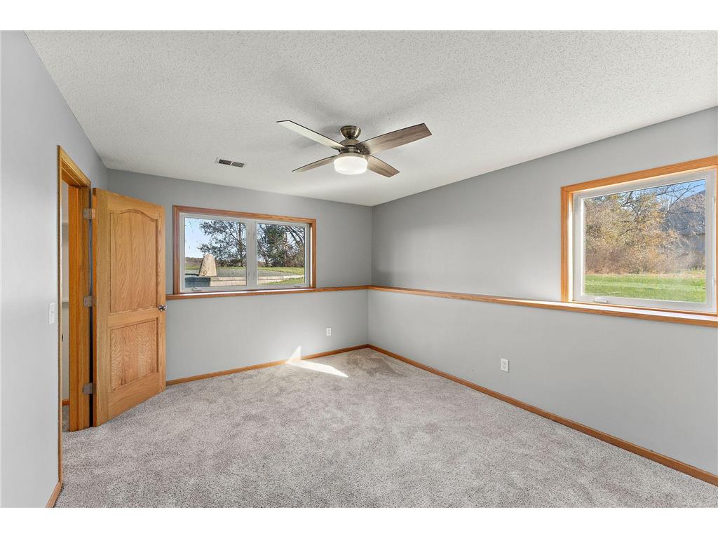 5755 232nd Street W Faribault MN 55021 - Cannon 6818297 image52