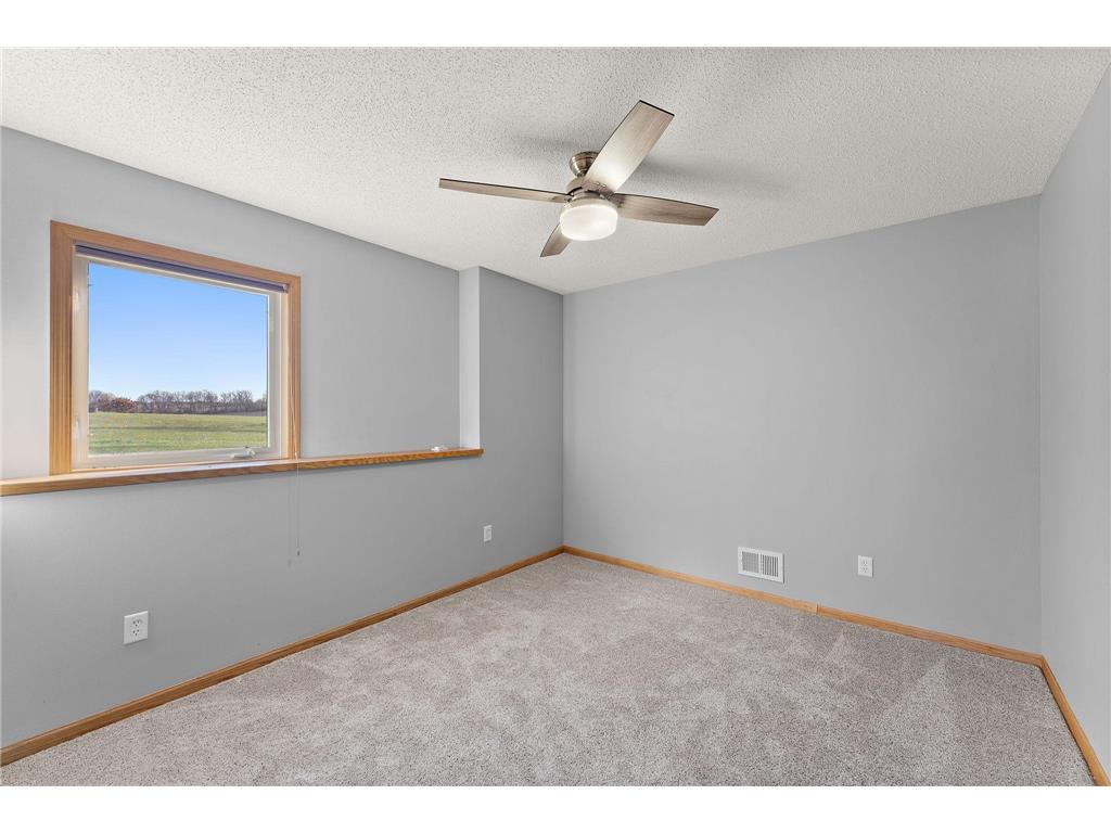 5755 232nd Street W Faribault MN 55021 - Cannon 6818297 image53