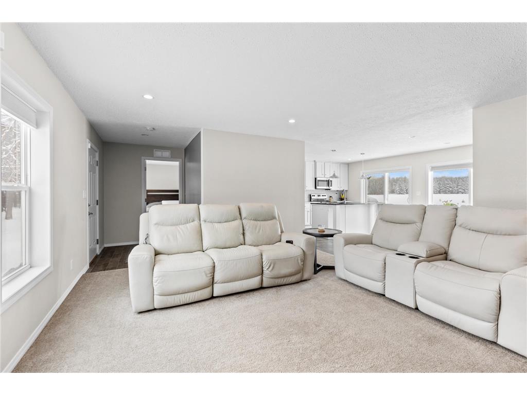 5758 83rd Avenue SW Poplar Twp MN 56481 6824765 image10