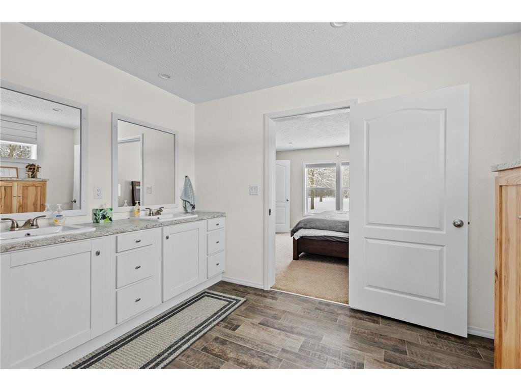 5758 83rd Avenue SW Poplar Twp MN 56481 6824765 image20