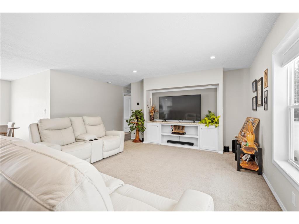 5758 83rd Avenue SW Poplar Twp MN 56481 6824765 image8