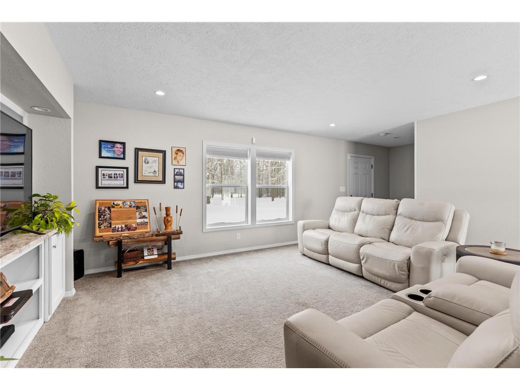 5758 83rd Avenue SW Poplar Twp MN 56481 6824765 image9