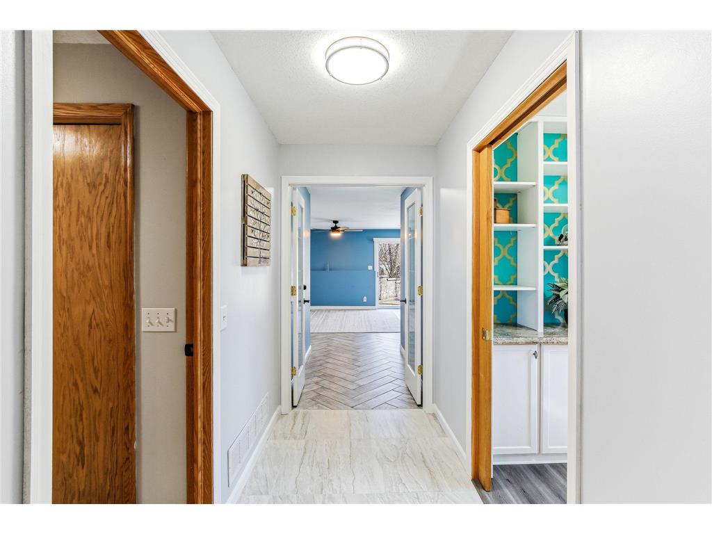 576 Burr Oak Lane Hudson WI 54016 7006126 image25