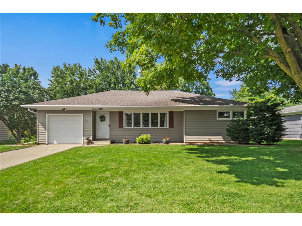576 E University Street Owatonna MN 55060 6569025 image1