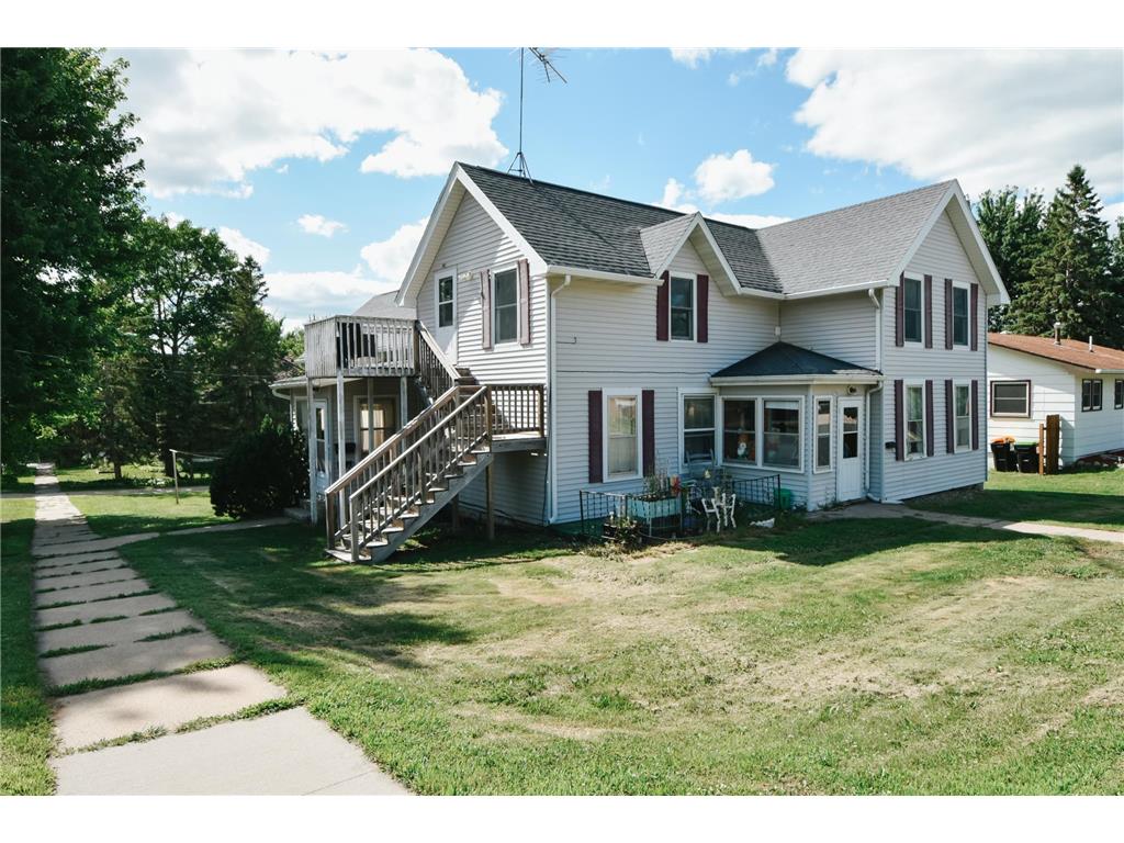 576 East Avenue Zumbrota MN 55992 6754432 image1