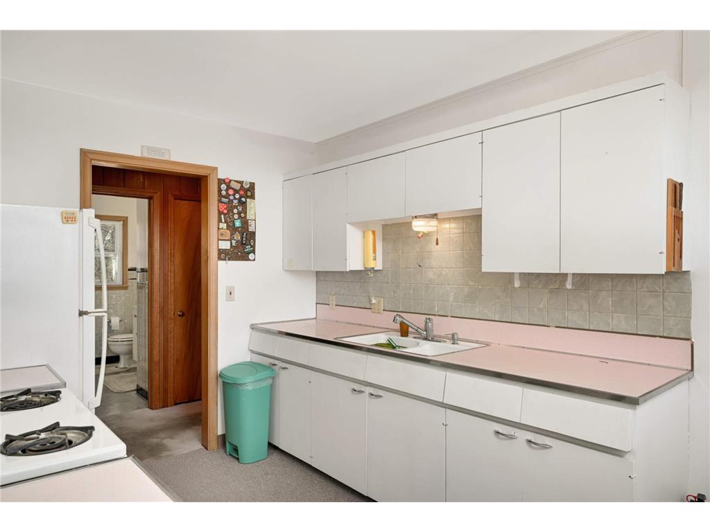 576 Lexington Parkway S Saint Paul MN 55116 7013593 image13