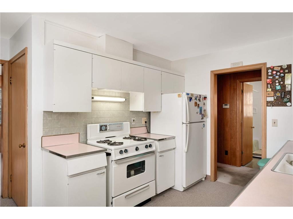 576 Lexington Parkway S Saint Paul MN 55116 7013593 image14