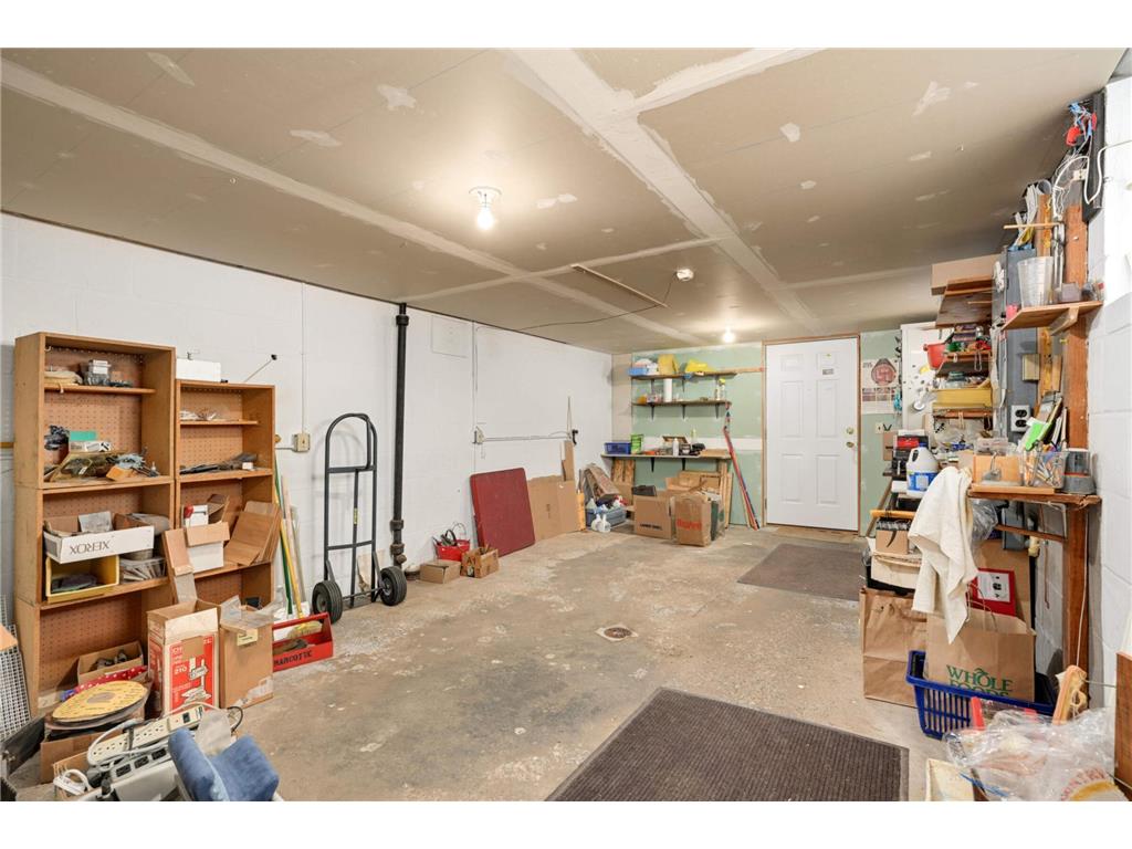 576 Lexington Parkway S Saint Paul MN 55116 7013593 image24