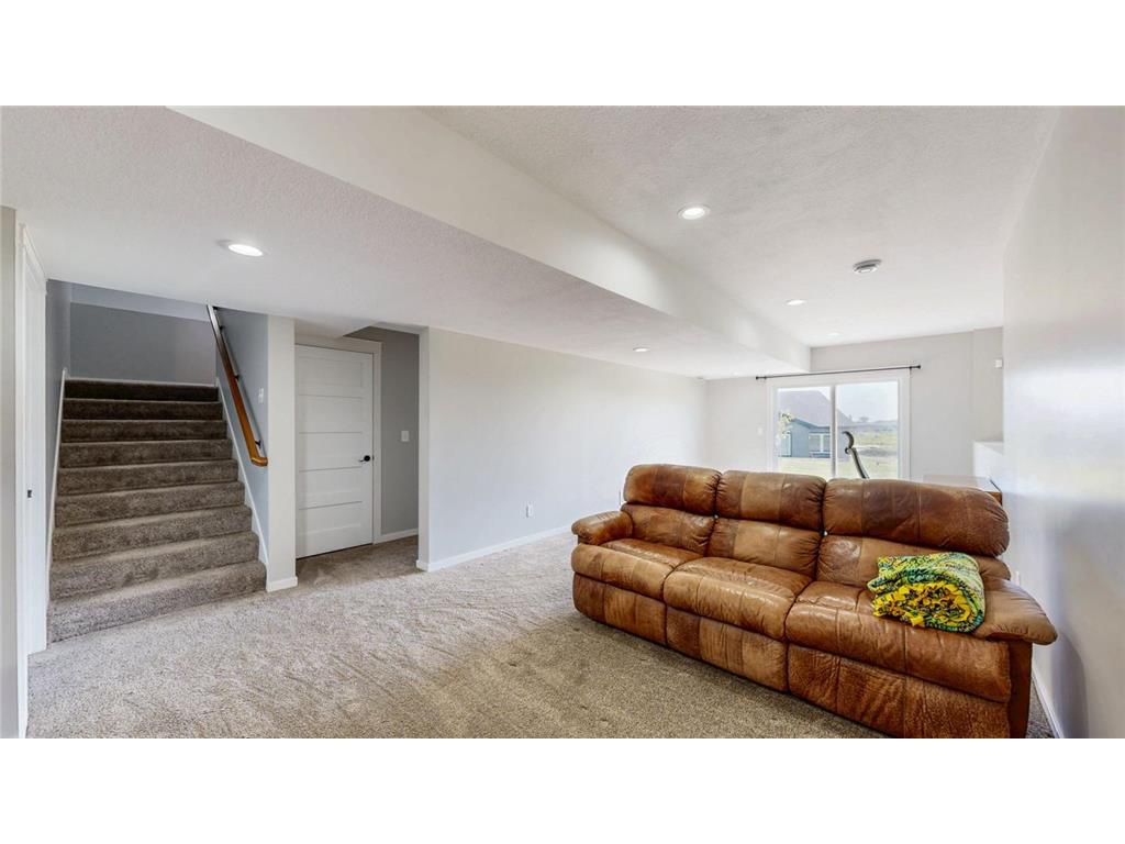 577 Keefe Court NW Eyota MN 55934 7002234 image40