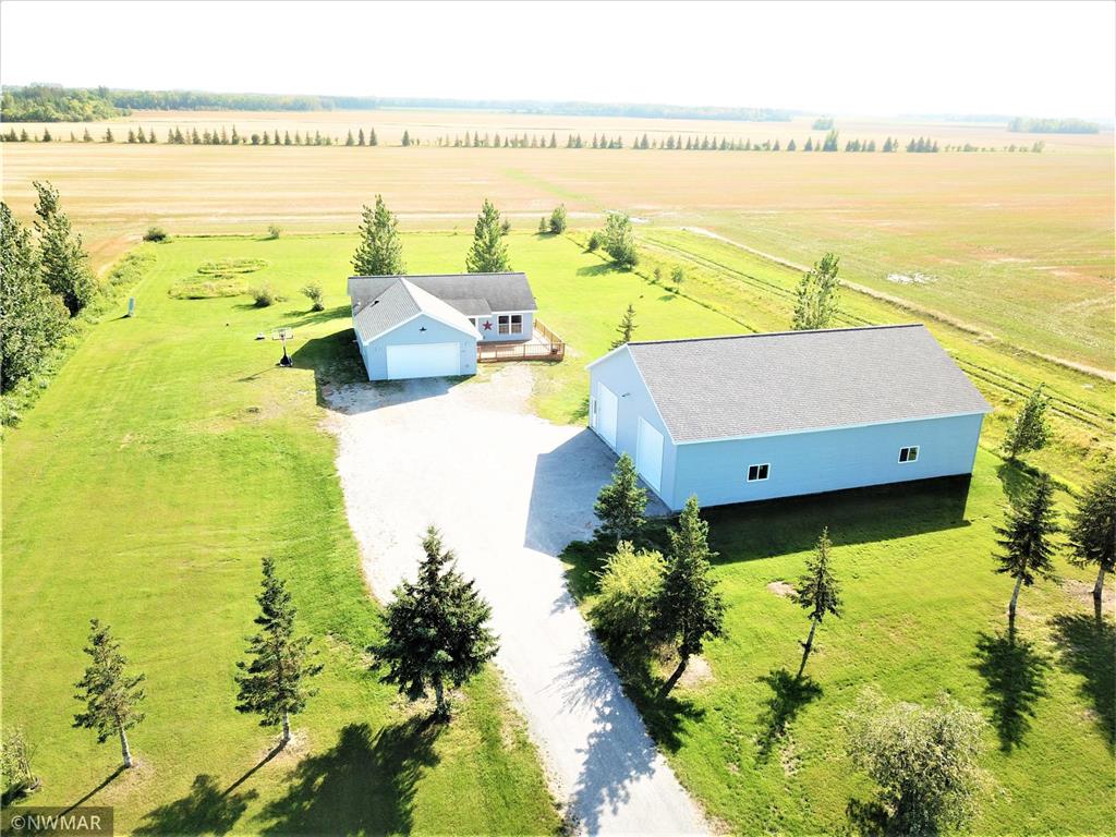 57816 348th Street Warroad MN 56763 6262683 image1