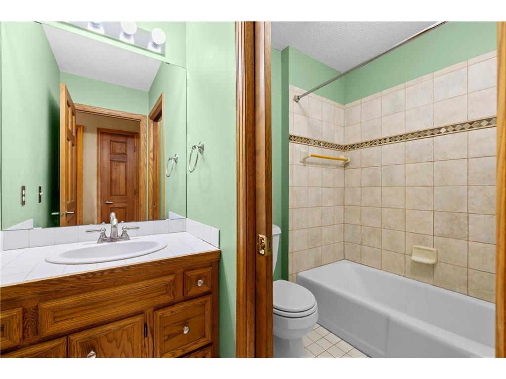 5785 Turtle Lake Road Shoreview MN 55126 7058297 image17