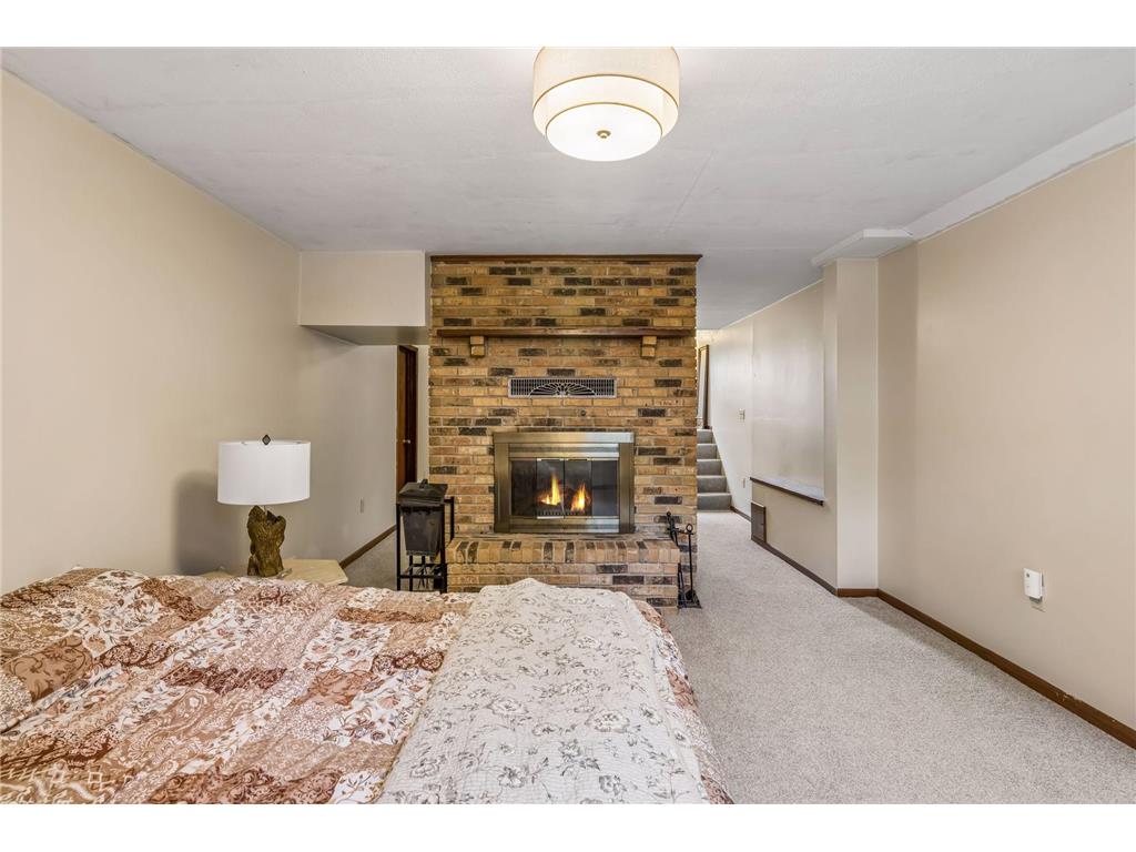 579 County Road B E Maplewood MN 55117 7047025 image19
