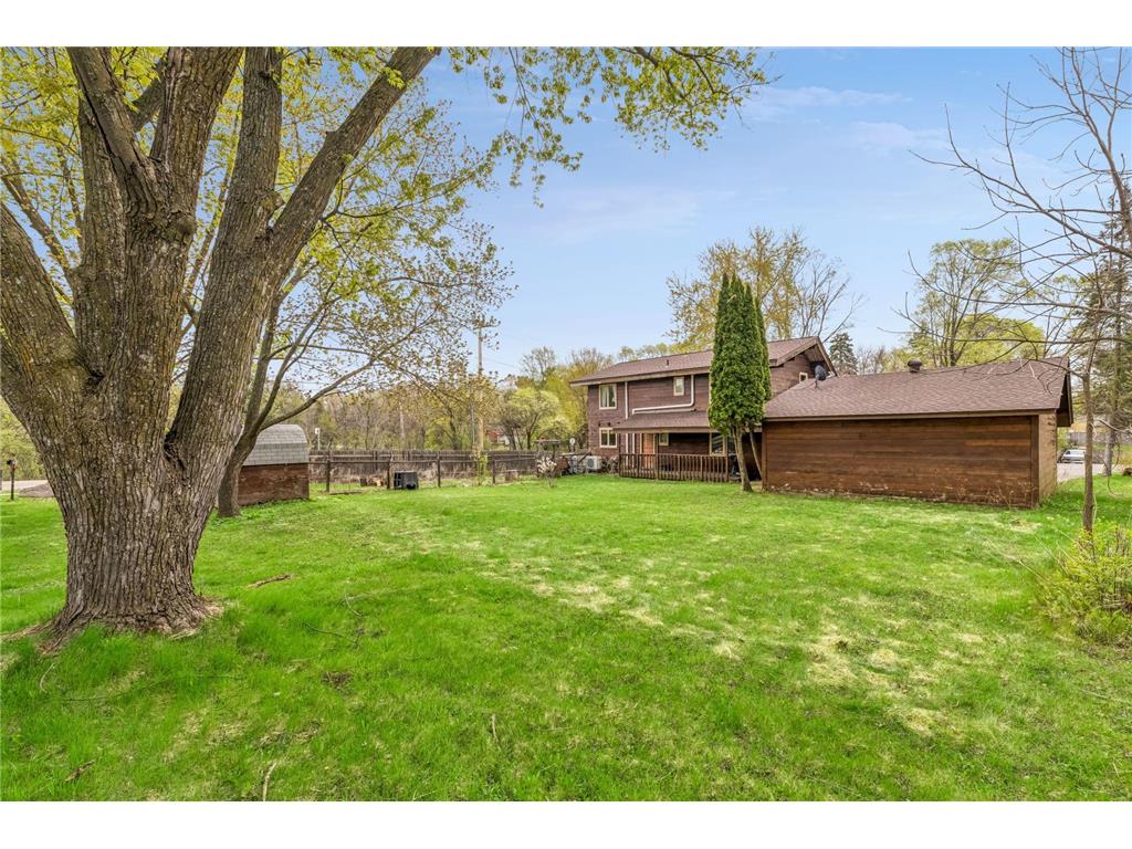 579 County Road B E Maplewood MN 55117 7047025 image28
