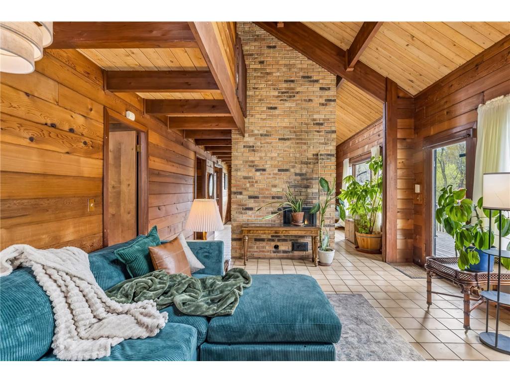 579 County Road B E Maplewood MN 55117 7047025 image3