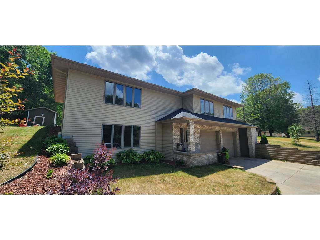 579 Spring Creek Road S Red Wing MN 55066 6562197 image1