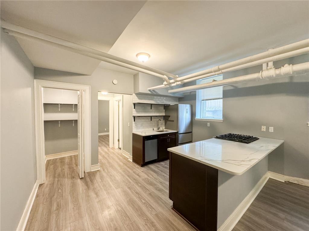 579 Summit Avenue #102 Saint Paul MN 55102 7111911 image3