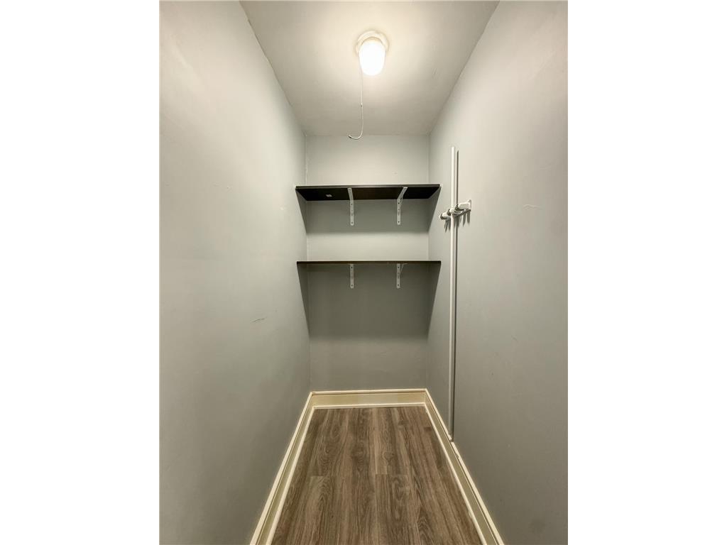 579 Summit Avenue #102 Saint Paul MN 55102 7111911 image4