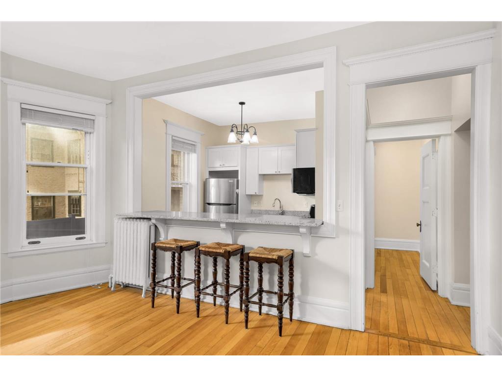 579 Summit Avenue #105 Saint Paul MN 55102 7041648 image7