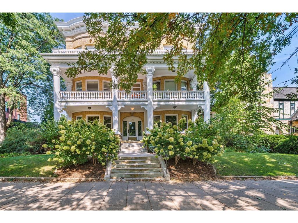 579 Summit Avenue #106 Saint Paul MN 55102 6436312 image1