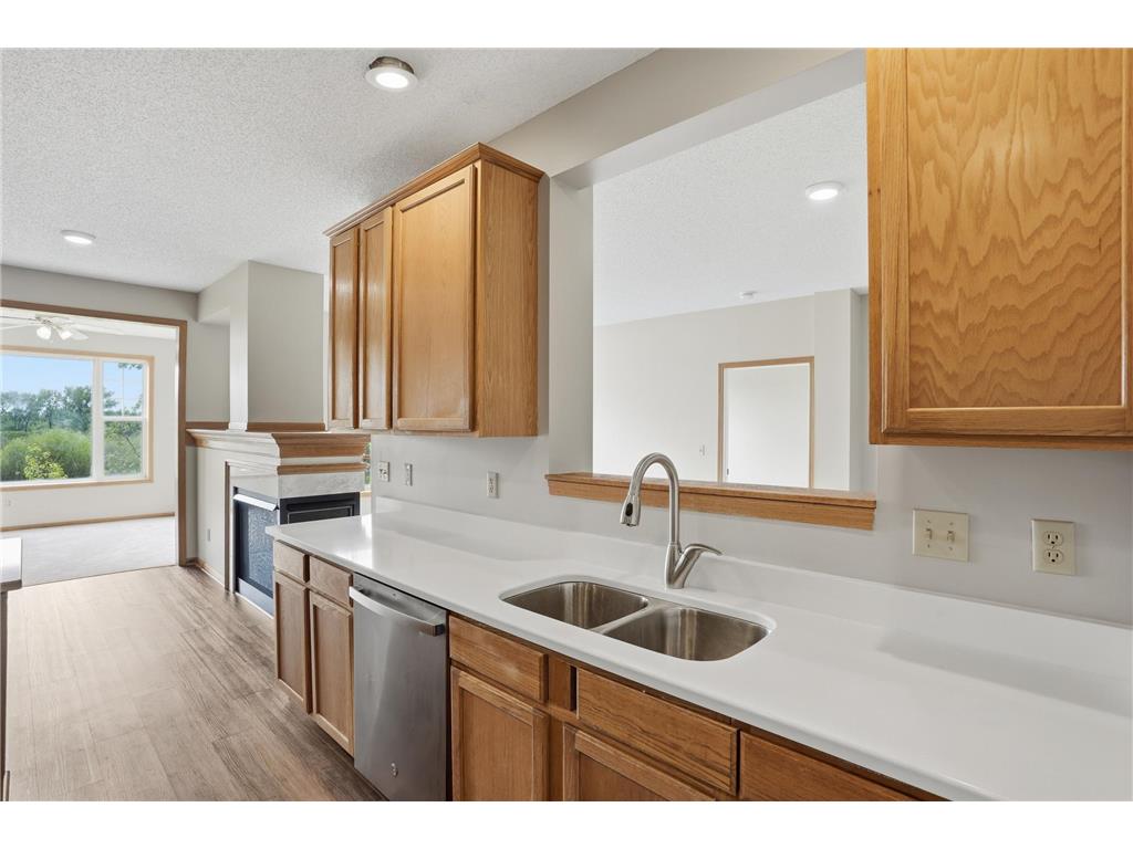 5792 Prairie Ridge Drive #182 Shoreview MN 55126 7056120 image18