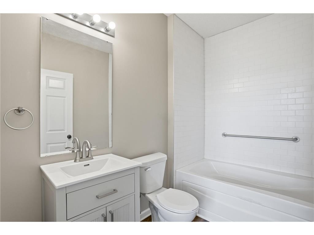 5792 Prairie Ridge Drive #182 Shoreview MN 55126 7056120 image34