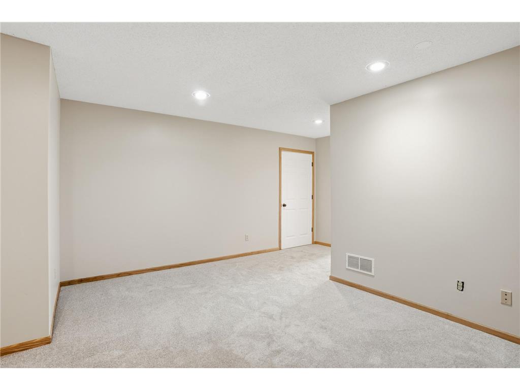 5792 Prairie Ridge Drive #182 Shoreview MN 55126 7056120 image40