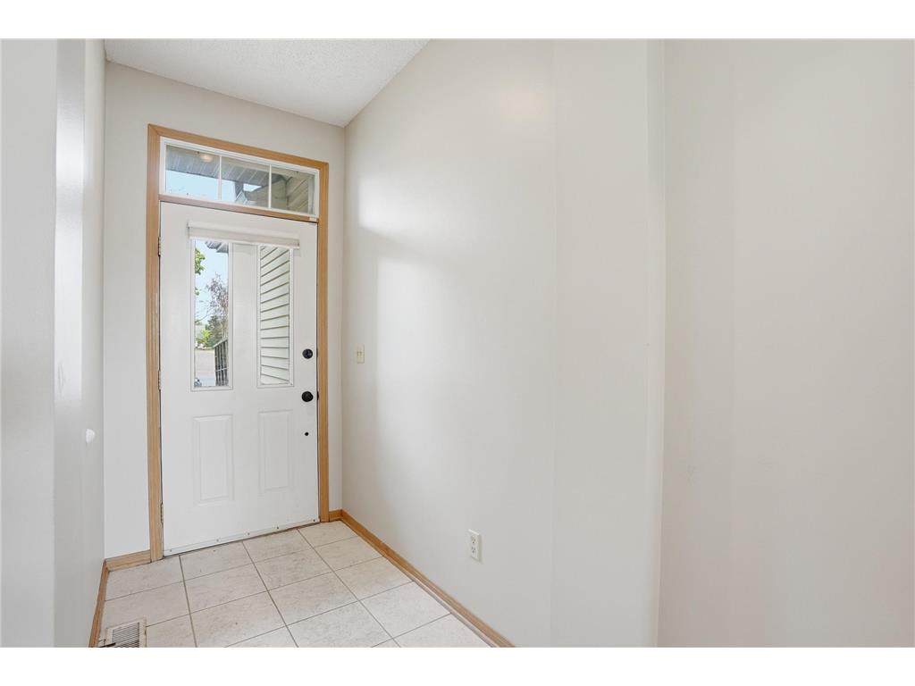 5792 Prairie Ridge Drive #182 Shoreview MN 55126 7056120 image5