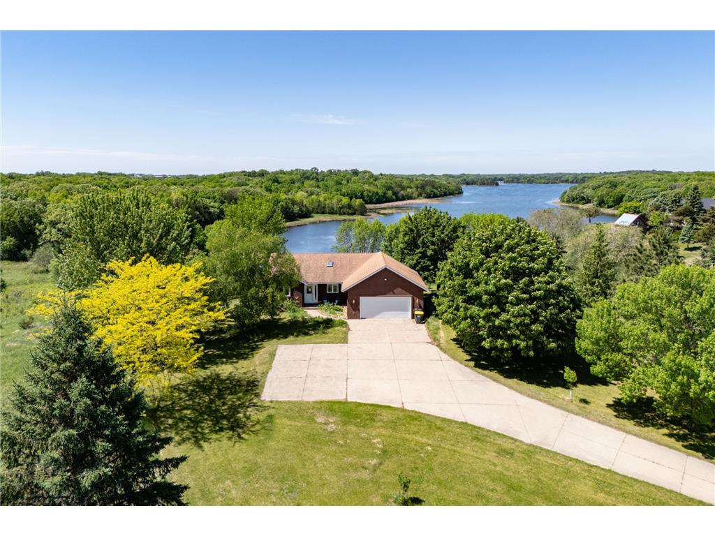 5795 109th Avenue NE Spicer MN 56288 - East Twin 7067702 image1