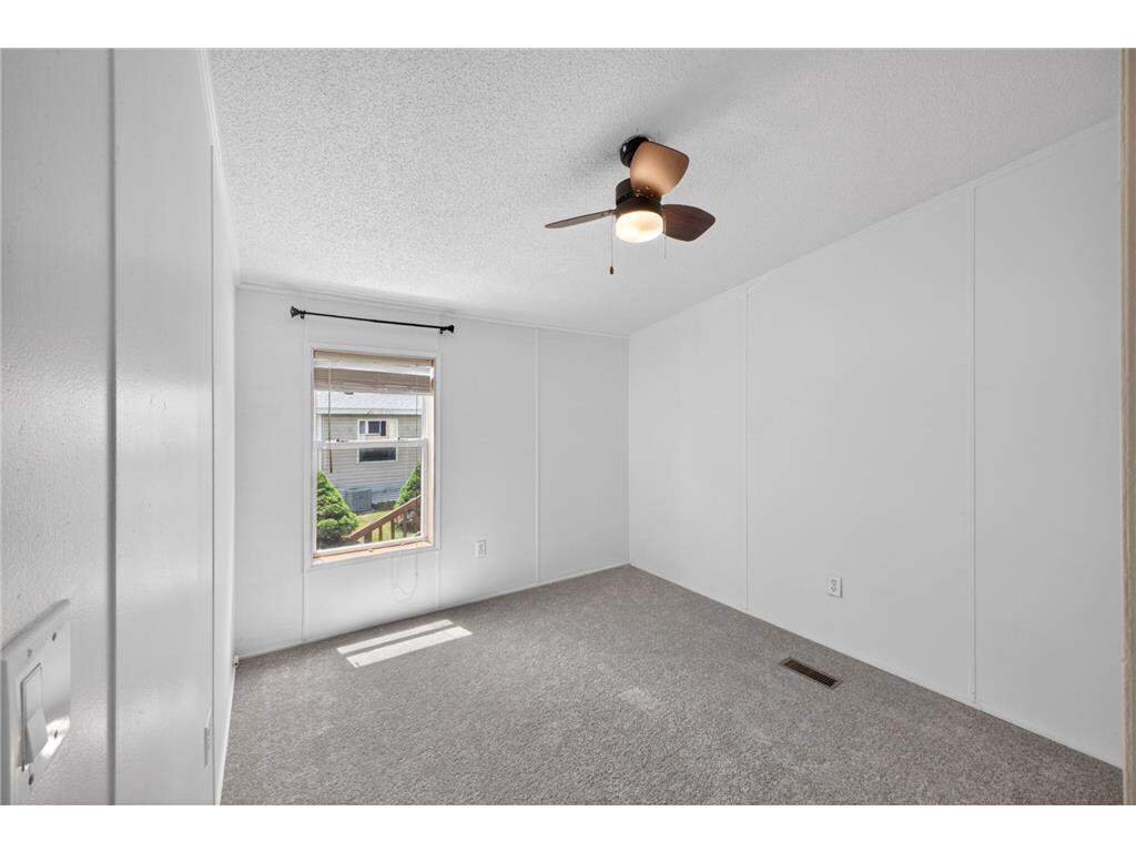 580 36th Street SW Rochester MN 55902 7092157 image17