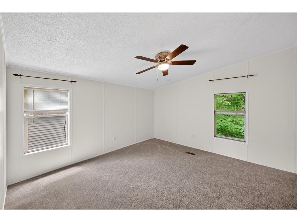 580 36th Street SW Rochester MN 55902 7092157 image28