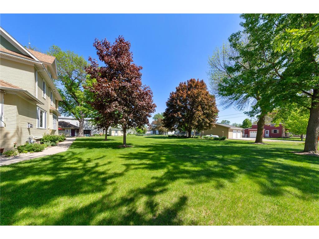 580 6th Street Lafayette MN 56054 7080328 image30