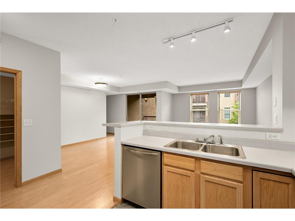 580 N 2nd Street #301 Minneapolis MN 55401 7038283 image12