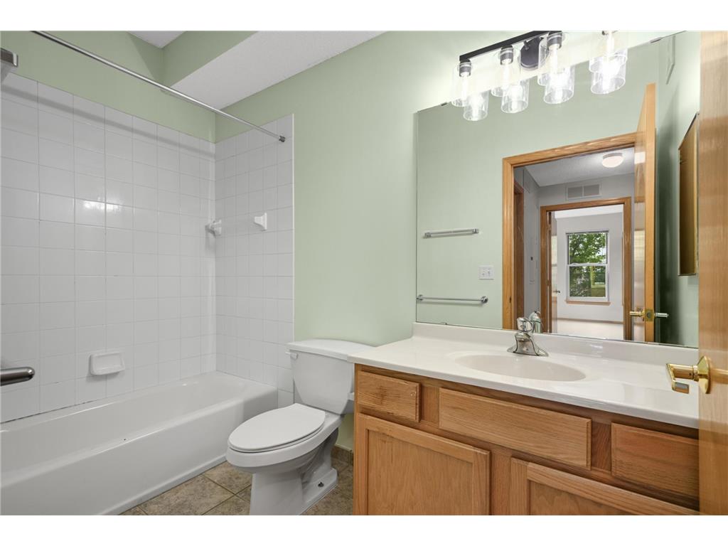 580 N 2nd Street #301 Minneapolis MN 55401 7038283 image28
