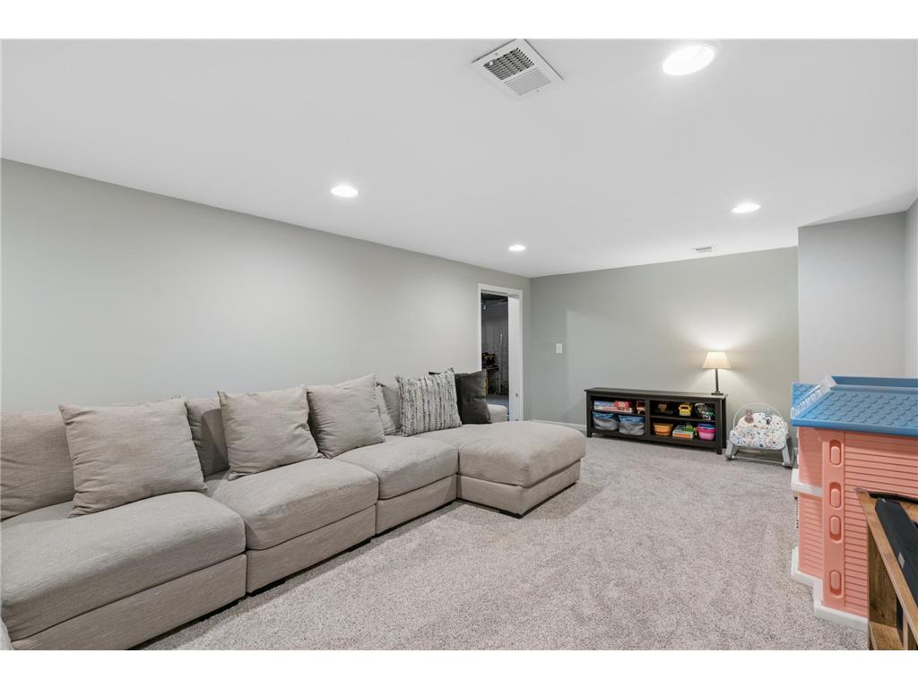 5800 Knox Avenue S Minneapolis MN 55419 7077085 image25